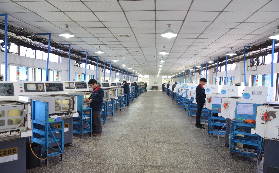8精密機械產線.jpg